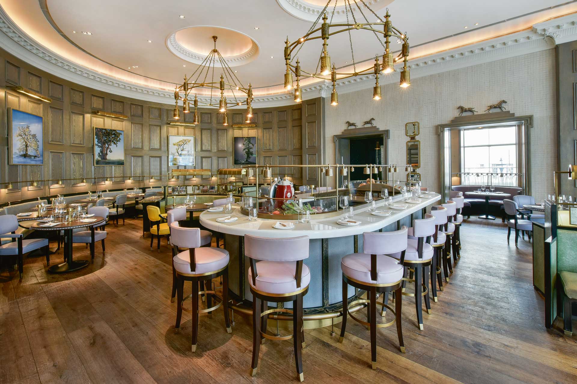 Counter in hotel restaurant Roux at the Landau