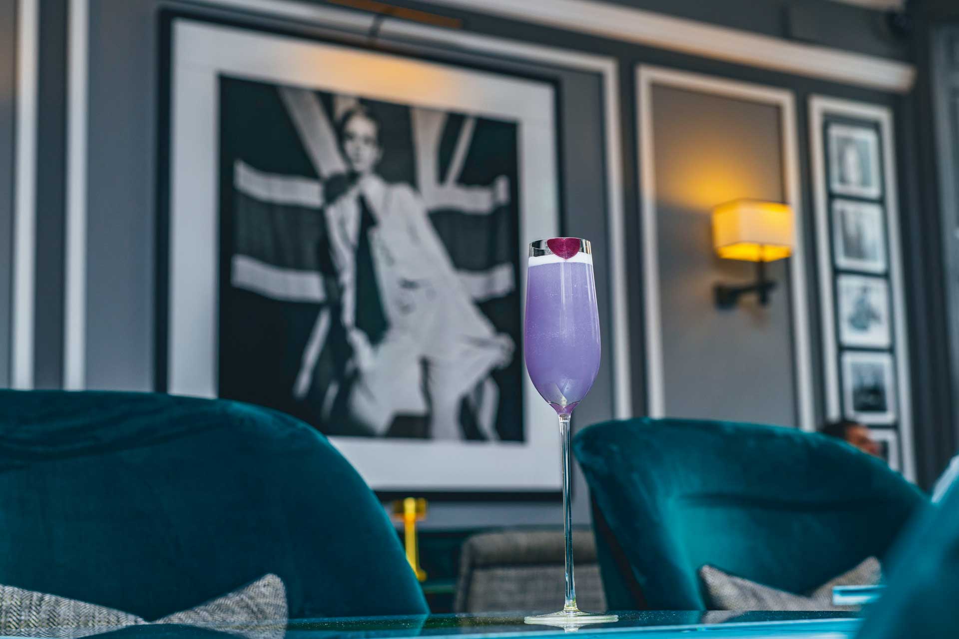 The Twiggy cocktail in Mayfair's Donovan Bar