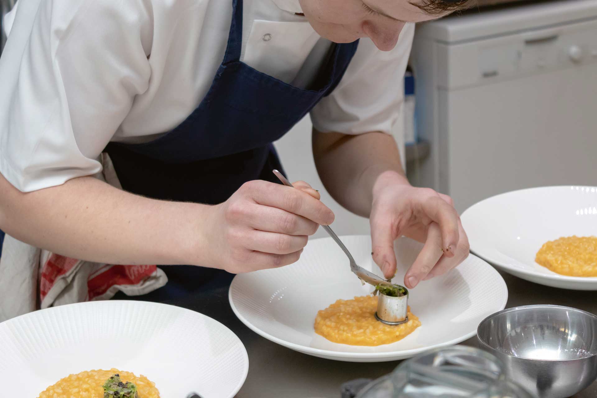 Plating up at Avenue Cookery School in London