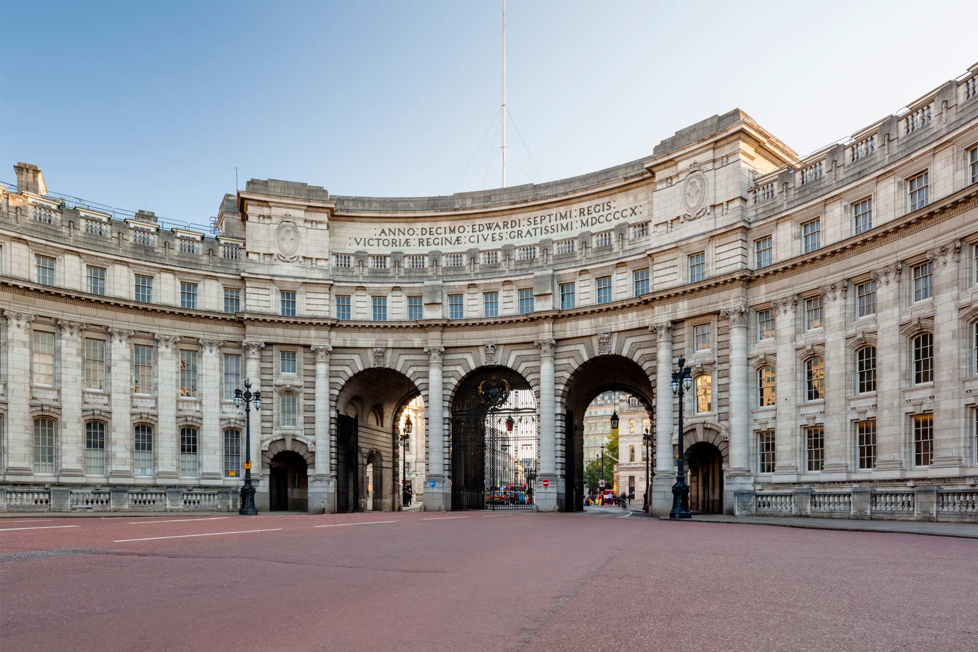 _London-Admiralty-Arch