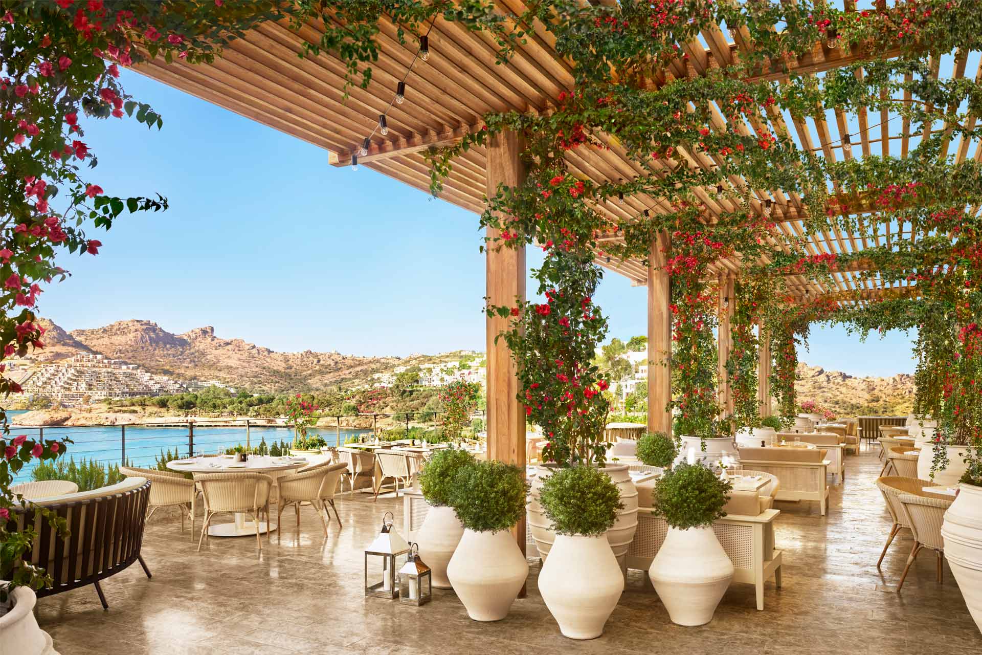 The Bodrum Edition refreshes F&B and adds restaurant by Mehmet Akdağ